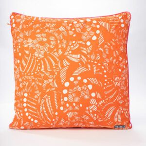 coussin motif orange fluo